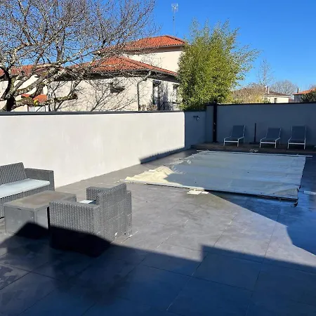 Villa Maison Pour 9 A 11 Personnes *