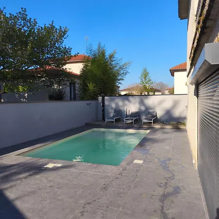 Villa Maison Pour 9 A 11 Personnes Terssac