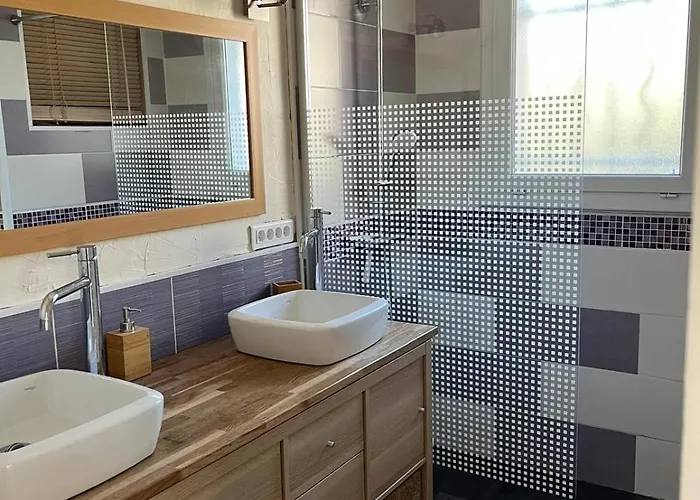 빌라 Maison Pour 9 A 11 Personnes *